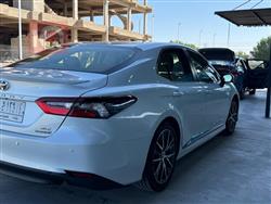 تۆیۆتا کامری